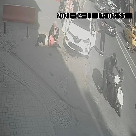 Ortaköy’de turist kadının dehşeti yaşadığı kaza kamerada