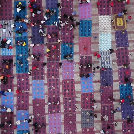 İDDEF, Ginede her gün 2 bin 500 kişiye iftar veriyor