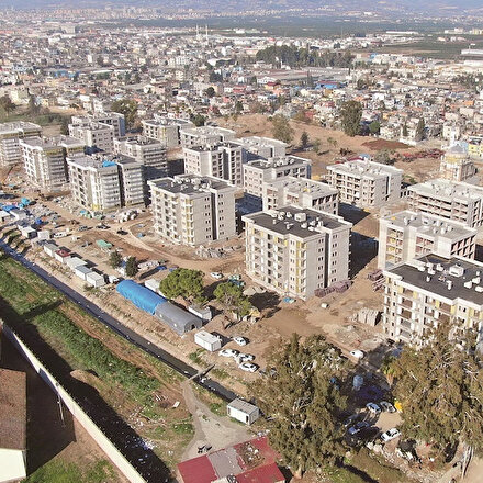 Akdeniz yatırımlarla geleceğe yürüyor