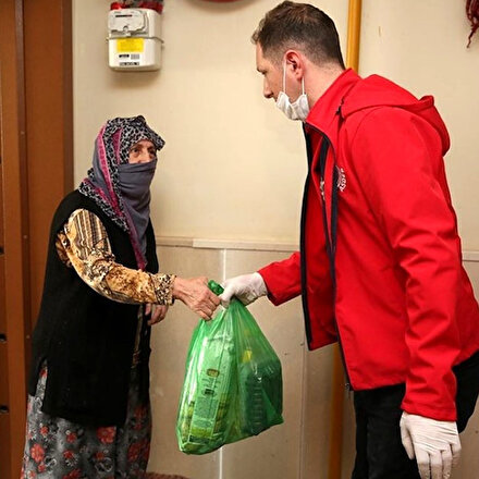 İçişleri Bakanı Soyludan salgın sürecinde evlere hizmet götüren Vefa Sosyal Destek Gruplarına teşekkür