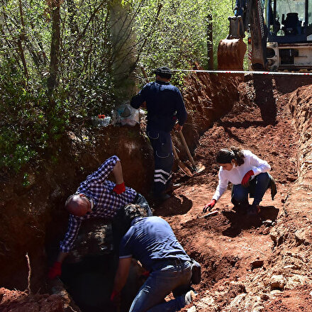 Muğlada yol çalışması sırasında bulundu: 2 bin 300 yıllık