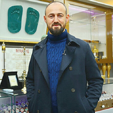 Kutsal emanetlerin hizmetkârı
