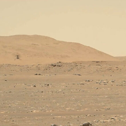 NASA, mini helikopter Ingenuitynin Mars uçuşuna ait yeni görüntü paylaştı