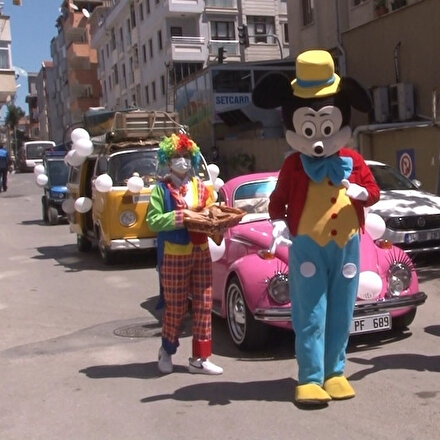 Pendik’te çocuklara vosvoslu, maskotlu bayram sürprizi