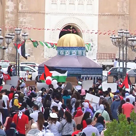 İşgalci İsrailin Filistinlilere yönelik saldırıları Tunusta protesto edildi