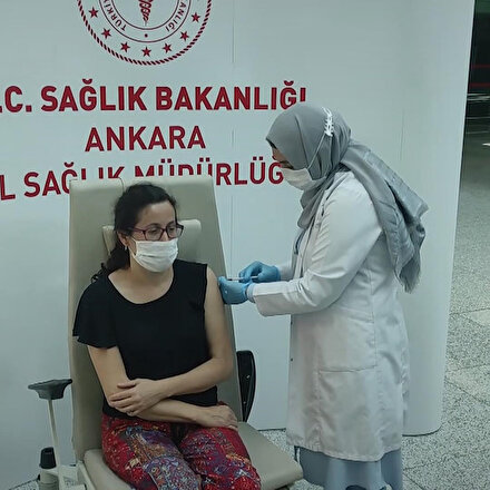 Esenboğa Havalimanındaki Kovid-19 uygulama standı vatandaşı memnun ediyor: Muazzam bir hizmet bu