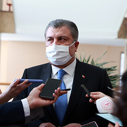Sağlık Bakanı Koca: İki aşı arasını 4 haftaya çekebiliriz
