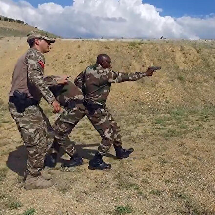 Özel Kuvvetler Komutanlığı Gine Ordusu personeline eğitim verdi
