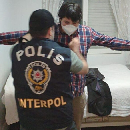 Tosuncuk lakaplı Mehmet Aydının gözaltına alınma anı