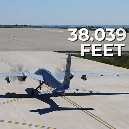 AKINCIdan Türk havacılık tarihine geçen rekor: 38 bin 39 feet yüksekliğe çıktı