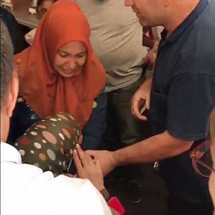 PKK’dan kaçan Mustafa evlat nöbetindeki ailesiyle görüştü