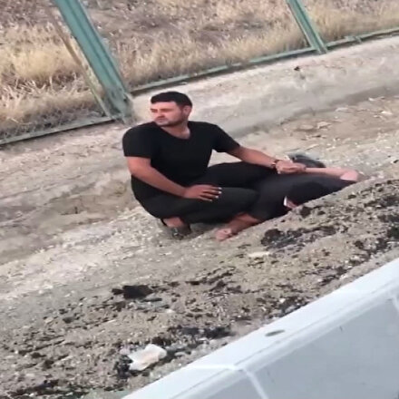 Ankaradaki kışlada yangın çıkarmaya çalışan şahıs yakalandı
