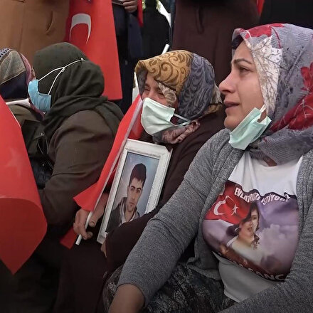 Evlat nöbetindeki anne Nazlı Sancar: Benim ciğerim nasıl yanıyorsa Rabbim onların ciğerini de öyle yaksın
