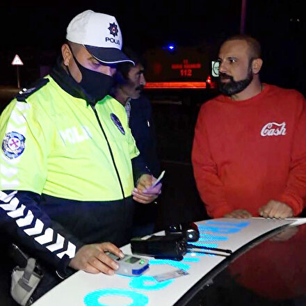 Aksarayda kaza yapan alkollü sürücüden polise: Çok mu içmişim?