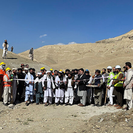 Taliban işçi ve mühendis maaşlarını buğdayla ödeyecek
