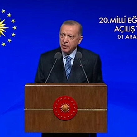 Cumhurbaşkanı Erdoğan öğretmenlere müjdeleri bir bir sıraladı