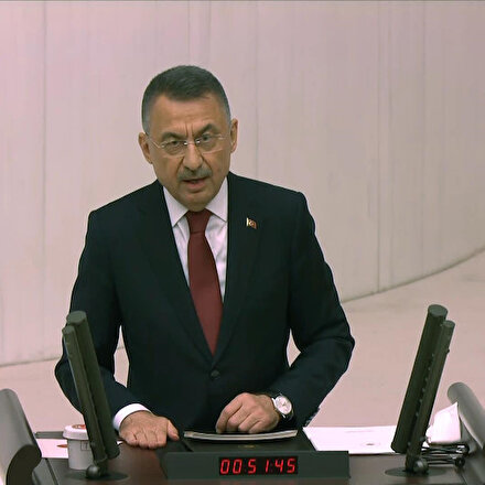 Cumhurbaşkanı Yardımcısı Oktay: Elinize bir kağıt alıp çalakalem helalleşecek kesimler listesi yaparak bu karanlıktan sıyrılamazsınız