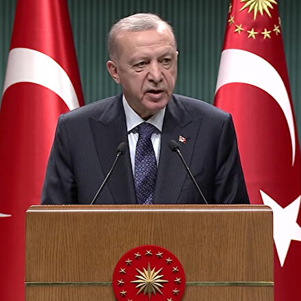 Cumhurbaşkanı Erdoğandan Kılıçdaroğlunun çirkin el hareketine tepki: Türkiye edepsizlik örneğiyle sarsılmıştır