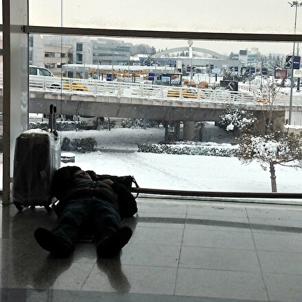Sabiha Gökçen Havalimanında kar kısıtlaması: Uçuşlara yüzde 15 azaltma