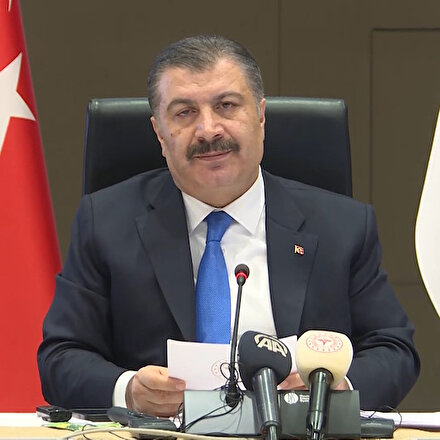 Sağlık Bakanı Koca duyurdu: Artık açık havada maske kullanmak zorunda değiliz