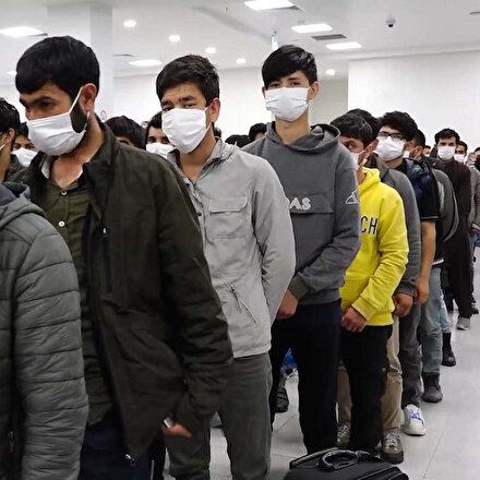 İstanbul Valiliği duyurdu: Son bir haftada 17 bin 116 düzensiz göçmen yakalandı