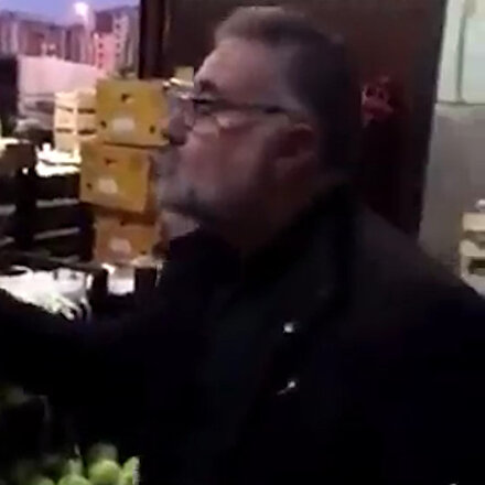 Diyarbakırda pazarcıya ucuza satıyorsun tepkisi: Piyasaya uymak zorundasın ortalığı karıştırma