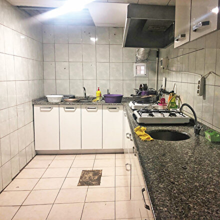 Bu yurtlarda kim kalır?