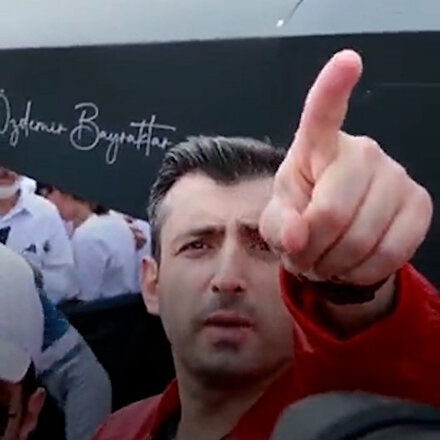 AKINCIyı havada gören Selçuk Bayraktarın heyecanı