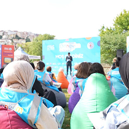 Deneyim Okulunu tamamlayan öğrenciler sertifikalarını aldı