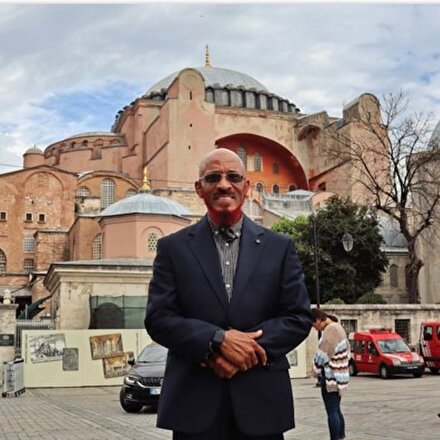 Malcom Xin dava arkadaşı Şeyh Khalid Yasinden Cumhurbaşkanı Erdoğana övgü dolu sözler: Dünyaya yardım edebilecek beş insandan biri