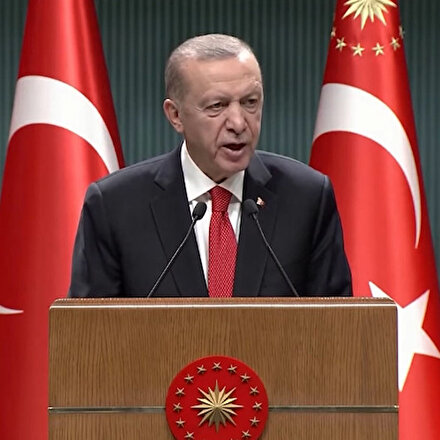 Cumhurbaşkanı Erdoğandan sözleşmelilere kadro müjdesi