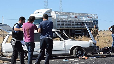 Sanliurfa Haber Siverek Te Otomobil Devrildi 1 Olu 1 Yarali