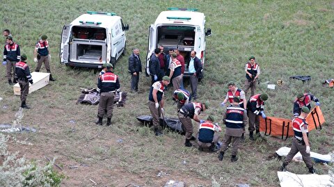 Ankara Da Yolcu Otobusu Devrildi 8 Olu 34 Yarali Son Dakika Ankara Haber