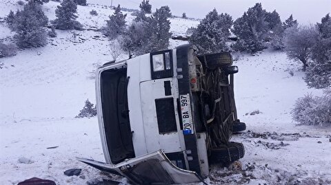 Karaman Haber Karaman Da Ogrenci Servisi Devrildi 10 Yarali