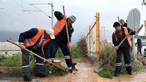 Izmir De Kuvvetli Saganak 5 Gunluk Izmir Hava Durumu
