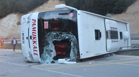 Son Dakika Afyonkarahisar Da Otobus Devrildi 1 Olu 20 Yarali