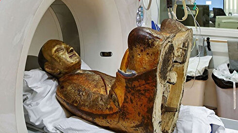 Buda heykelinin içinden 'rahip cesedi' çıktı