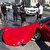 HASARLI FERRARİ SATILDI