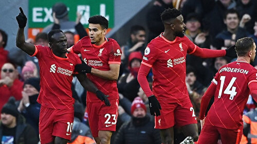 Liverpool, Norwich City'yi 3 dakikada geçti (ÖZET)