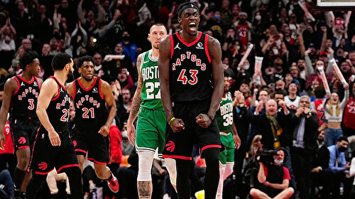 NBA'de Celtics'i Raptors durdurdu