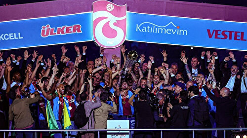 Trabzonspor'da Şampiyonlar Ligi kadrosu kuruluyor