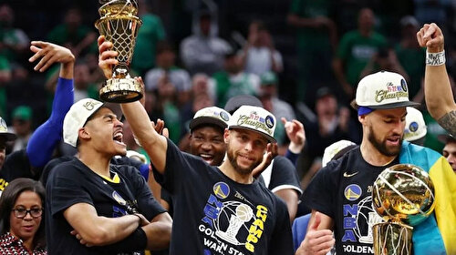 NBA'de 2021-2022 sezonunun şampiyonu Golden State Warriors