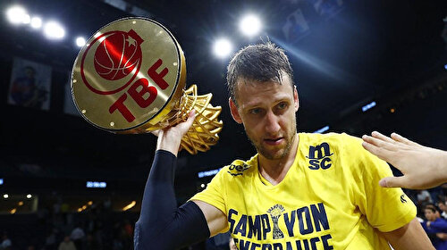 Jan Vesely'nin ardından bir ayrılık daha