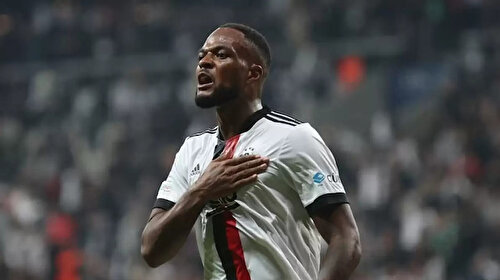 Cyle Larin Beşiktaş’a veda etti