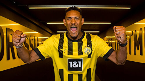 Sebastian Haller, Dortmund'a transfer oldu