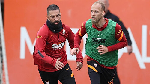 Semih Kaya futbolu bıraktı