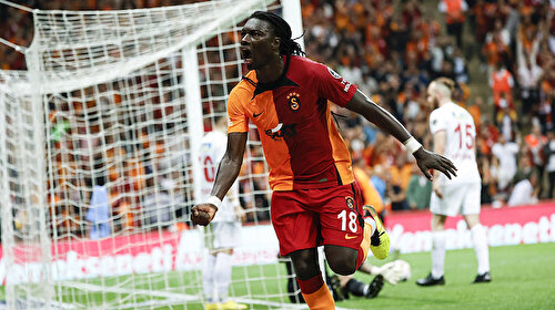 Gomis Galatasaray'ı sırtladı