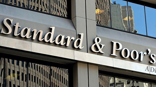 S&P'den İngiltere ekonomisi için teknik resesyon beklentisi