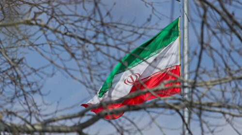 İran İngiltere'nin açıklamaları nedeniyle İngiliz Büyükelçiyi bakanlığa çağırdı