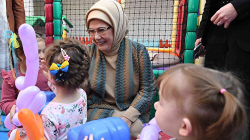 Emine Erdoğan Ukraynalı yetim çocuklarla buluştu: Burada mutlu ve emin ellerdeler